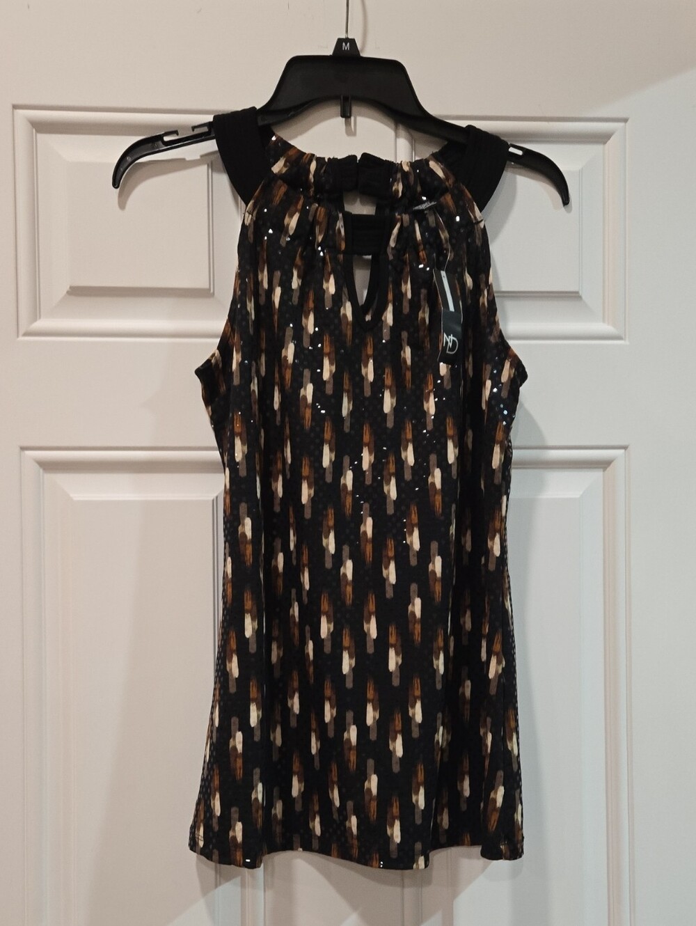 3/15$ New Directions Sleeveless Black and Brown Parrerned Sequined Halter Top